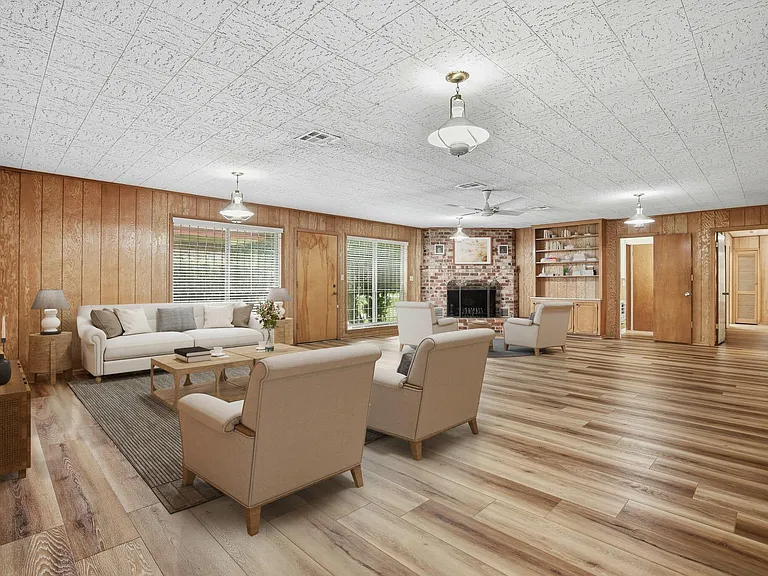 10240 Post Oak Dr — Photo 19