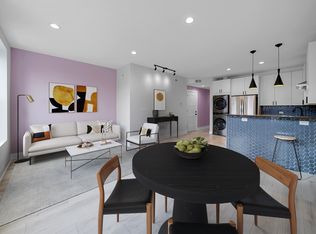 1320 W 19th St #2, Chicago, IL 60608