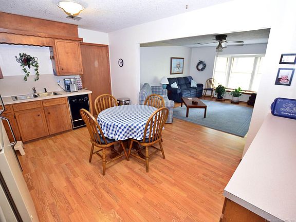 5th image of 322 Dogwood Dr