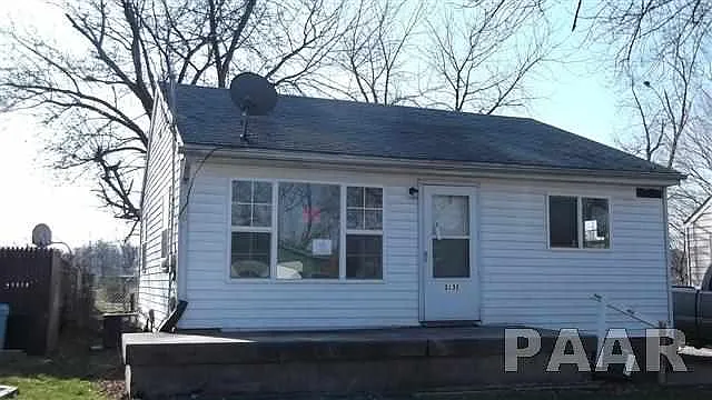 3132 W Augustana St photo 1