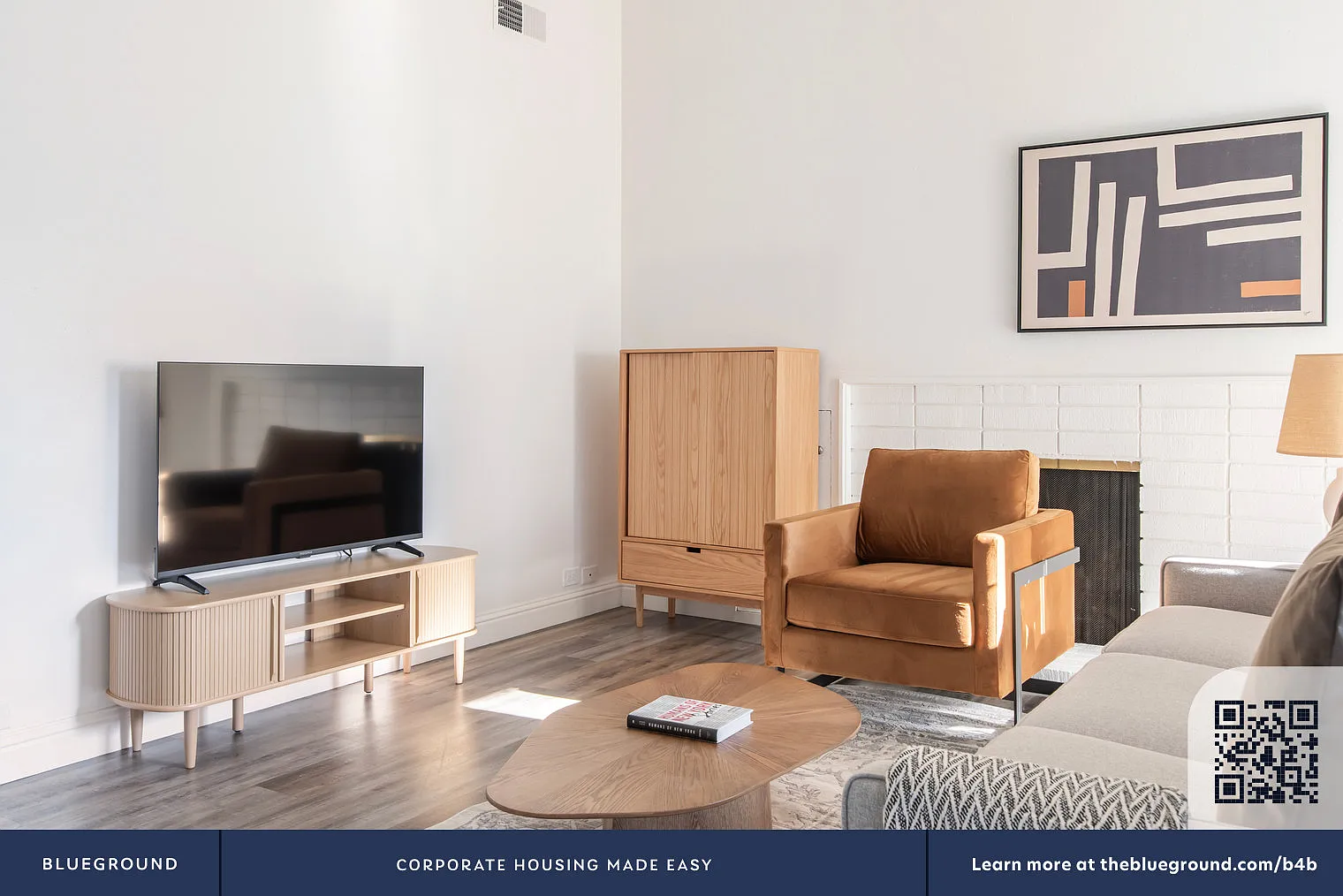 2 bed, 2.0 bath, 1102 sqft, $7,120 — Photo 4