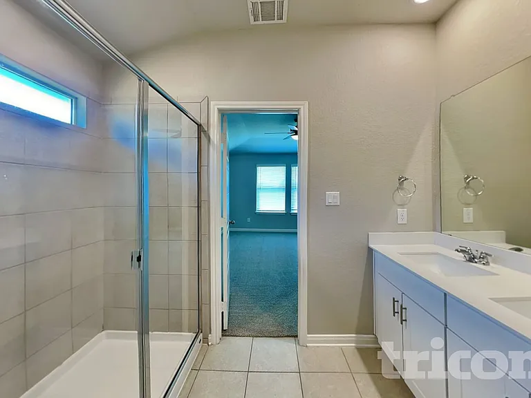 13542 Paxton Blvd — Photo 7