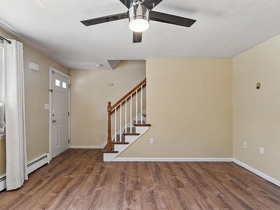 5th image of 32 Arlington St #32