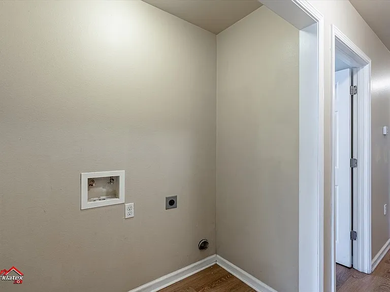 1225 Pecan St #B — Photo 11