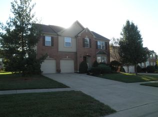 6301 Green Knoll Cir, Hamilton, OH