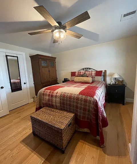 300 E Washington St #10M — Photo 12