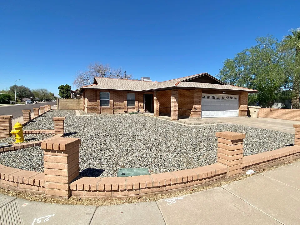 6022 N 72nd Dr