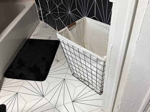 41 Wayne Ave APT 3, Paterson, NJ 07522