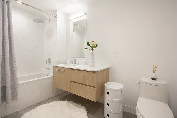 Sold by REAL New York | media 4