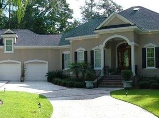 4 Goose Quill Ln, Savannah, GA 31411