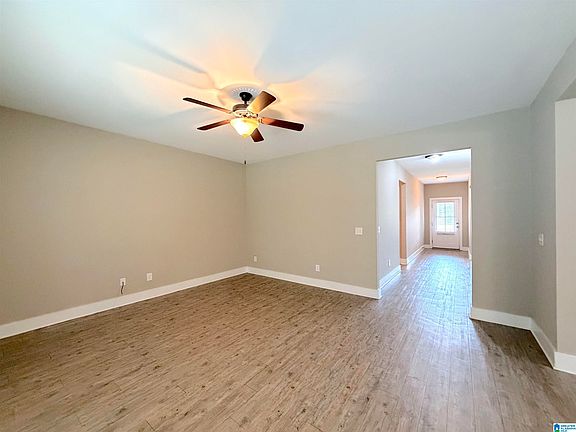 3rd image of 11648 Andrew Way