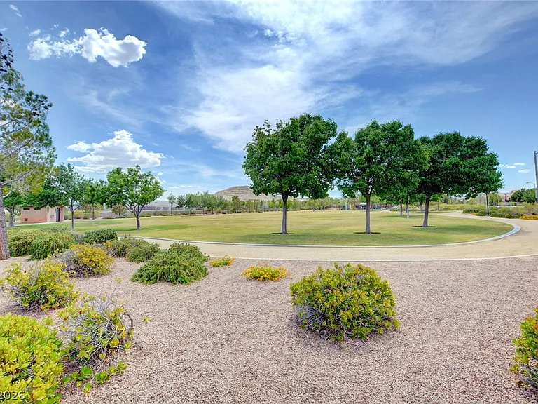 3741 Glasstop Dr — Photo 62