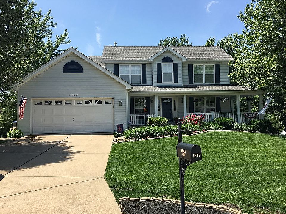 2nd image of 1307 Brighton Crest Dr