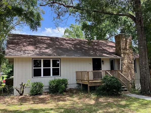 102 Wellington St, Enterprise, AL 36330