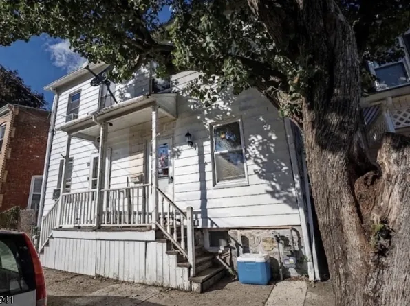 15 Lewis St, Phillipsburg Town, NJ 08865