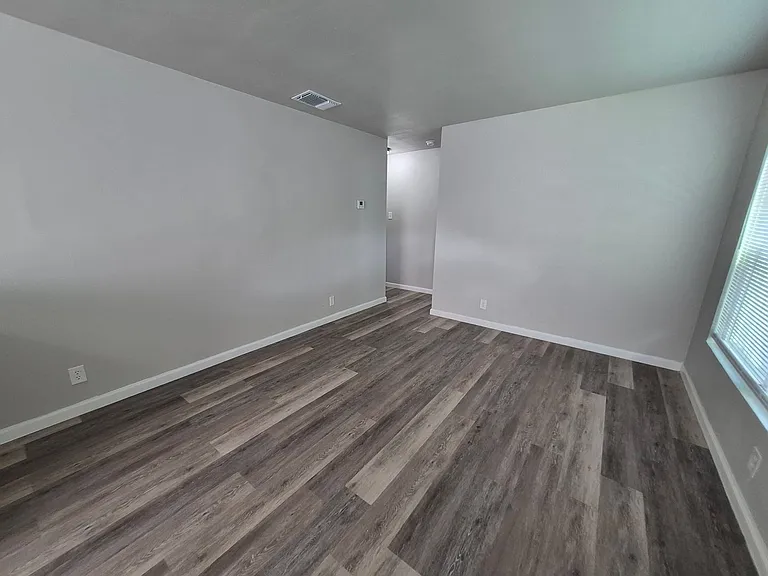 4025 Coral Sunrise — Photo 2