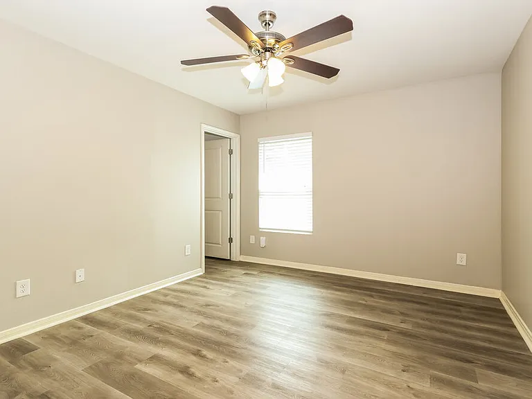 15653 Del Norte Dr — Photo 10