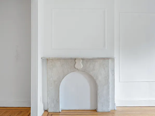 411 Union Street image 16 of 20