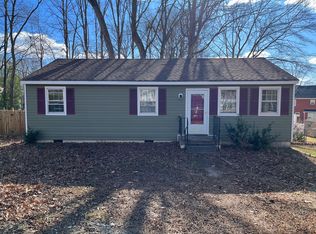 1511 Rayburn Rd, North Chesterfield, VA 23235