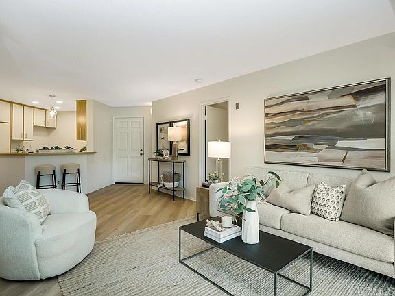 4th image of 7263 Camino Degrazia Unit 31