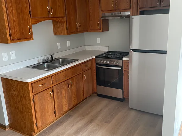 811 Covey Ln #6, Coal City, IL 60416