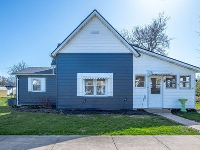 1108 N High St, Hartford City, IN, 47348