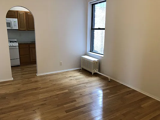 Rented by GreenVill Real Estate LLC | media 15