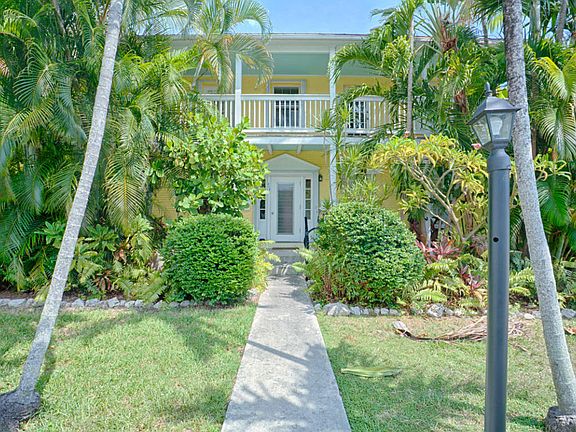 3rd image of 808 South St #204