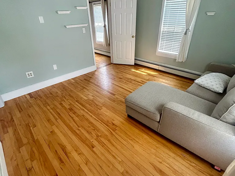 11 Haseltine St #B — Photo 10