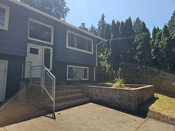 4th image of 3016 SW Carolina St