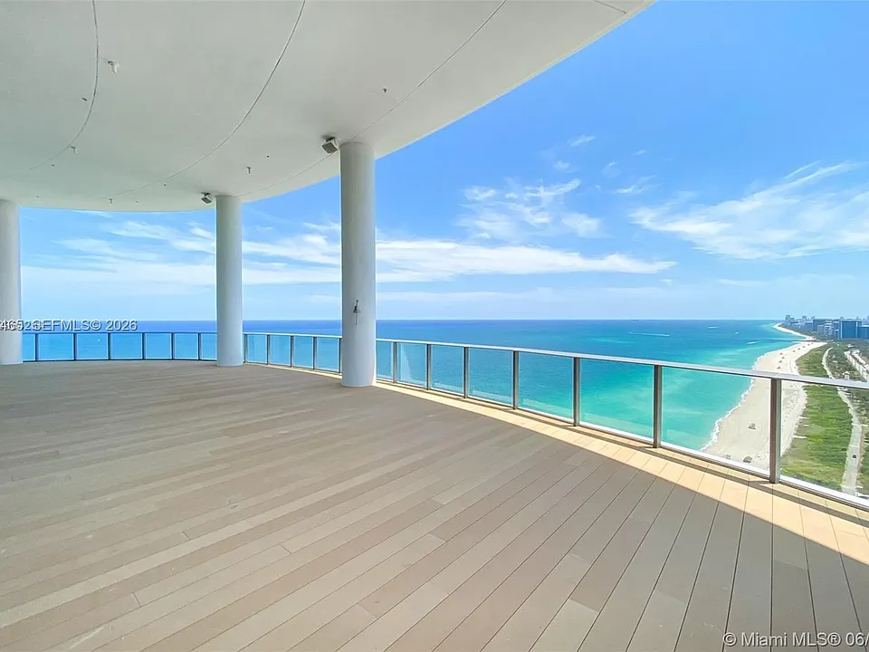15701 Collins Ave #1403