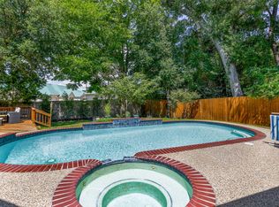 229 La Costa Dr, Montgomery, TX 77356