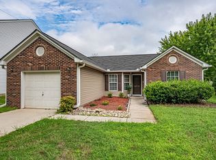 4028 Woolcott Ave, Charlotte, NC 28213