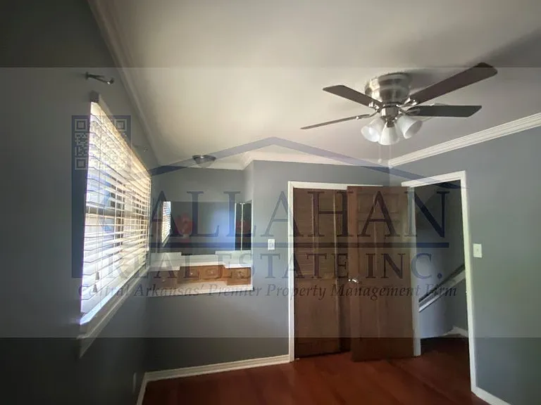2811 Fox Glenn St — Photo 41