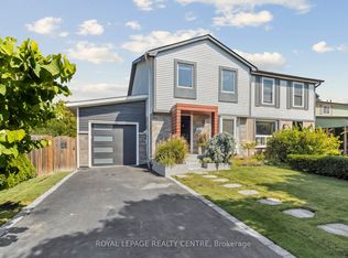 3383 Tallmast Cres, Mississauga, ON L5L1H4