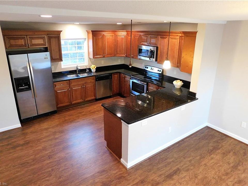 1st image of 319 Rogers Ave