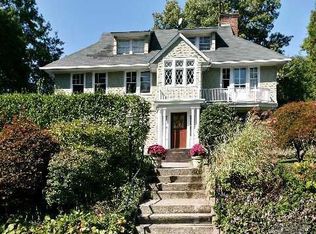 47 Reid Ave, Port Washington, NY 11050