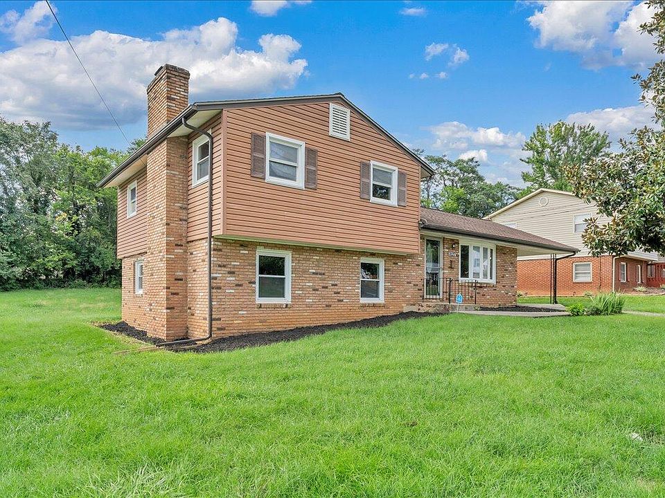 1st image of 3127 Kershaw Rd NW