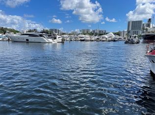 2011 NW 14th St, Miami, FL 33125