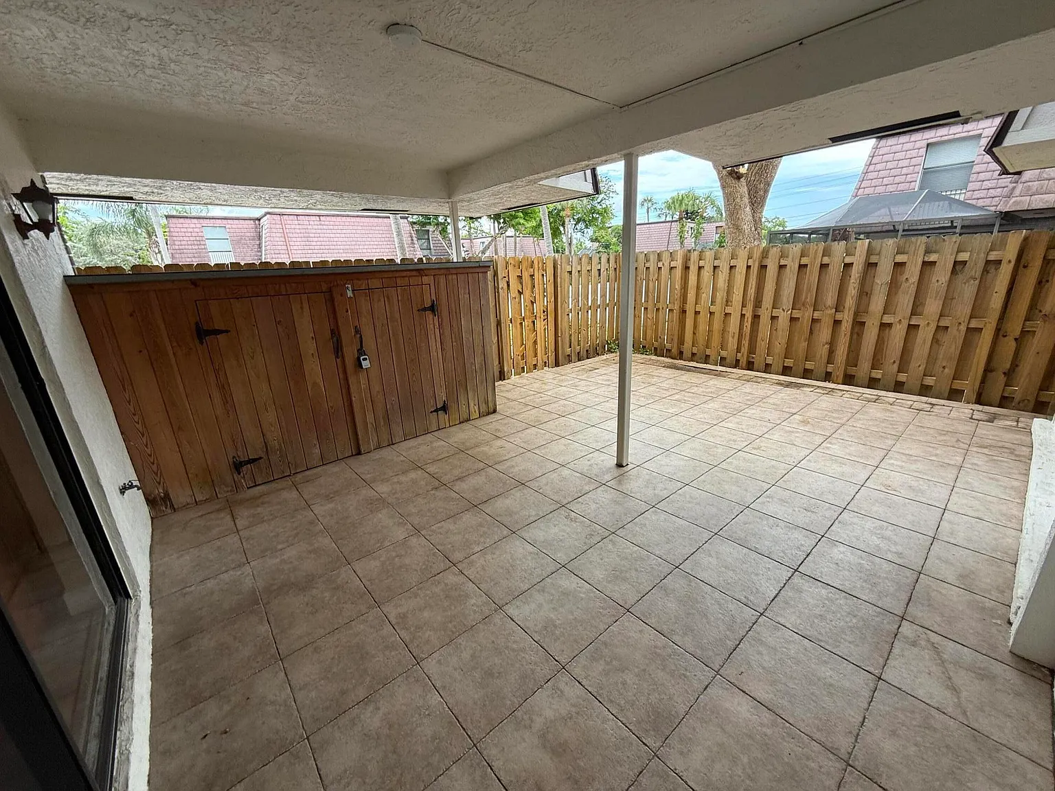 3 bed, 2.5 bath, 1449 sqft, $2,900 — Photo 3