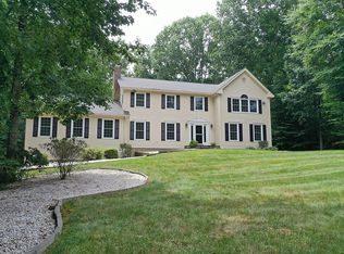 11 Indian Pipe Trl, Avon, CT 06001