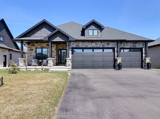 23 Winchester Cres, North Perth, ON N4W0J8