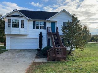 111 Single Tree Dr SE, Calhoun, GA 30701