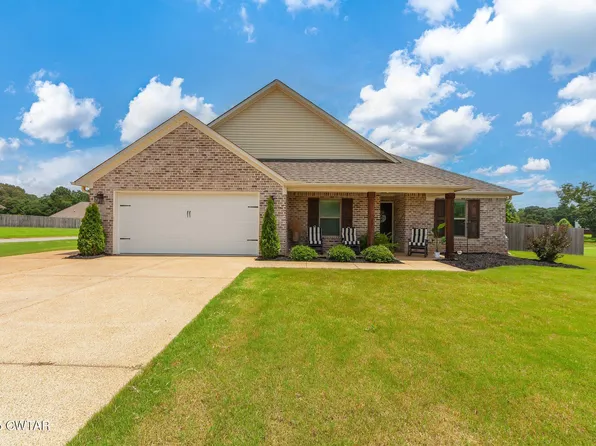 3000 Hunters Ridge Dr, Humboldt, TN 38343