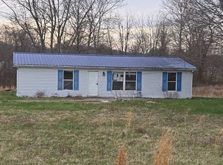 493 Smith Ln, Londonderry, OH