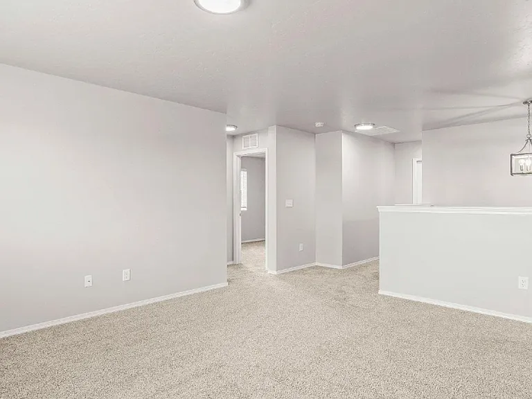 16888 Courtney Way — Photo 30