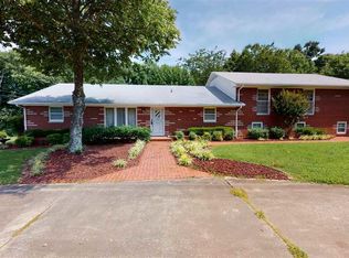 448 Cook Ln, Murray, KY 42071