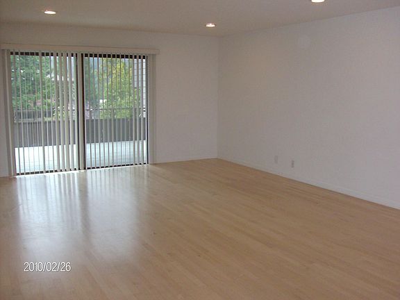 2nd image of 5525 Scotts Valley Dr Unit 21