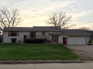 206 S 2nd St, Homer, NE 68030