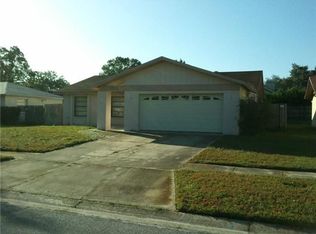 13719 Country Court Dr, Tampa, FL 33625